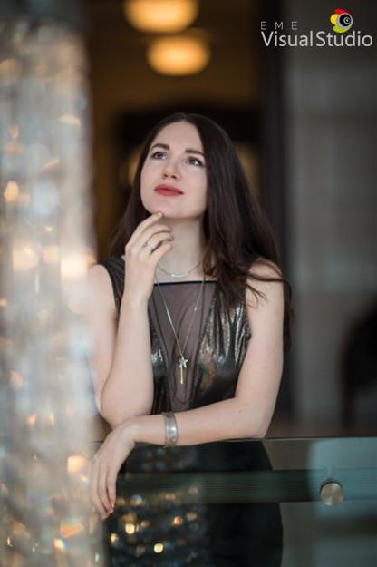 Guitarist Singer Lana Ra